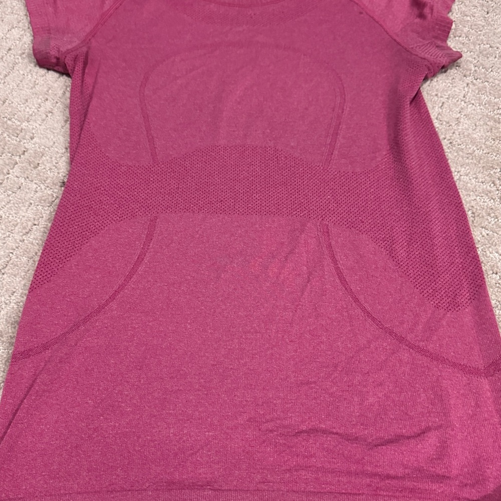 Lululemon Athletica Magenta Workout Tee